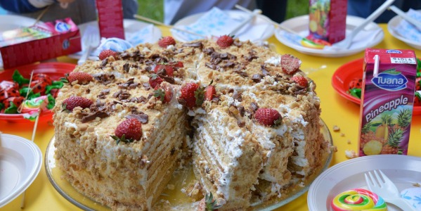 Медена торта по рецепта на Боряна Йорданова Илиева